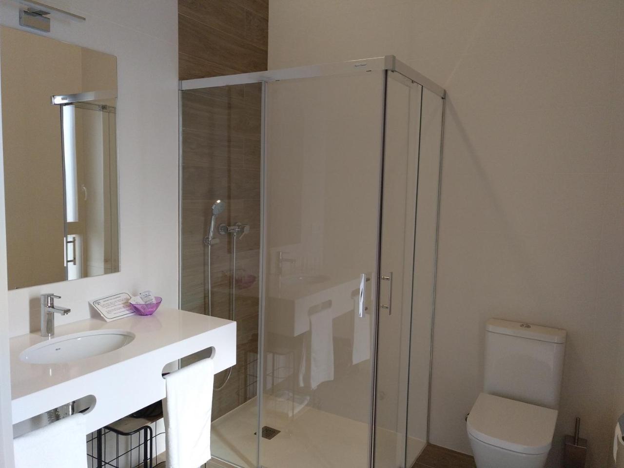 Hotel Entrerailes カサラレイナ エクステリア 写真